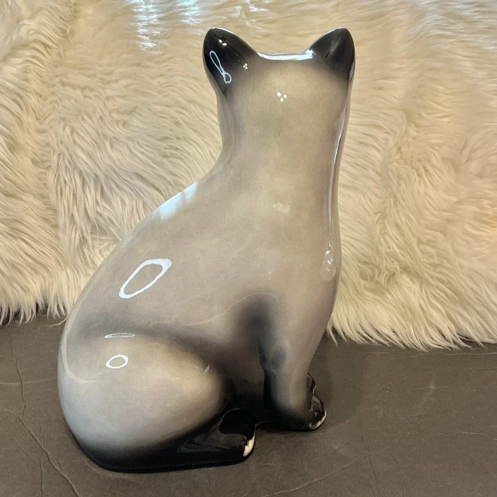 Vintage ELPA Alcobaca Portugal Gray Siamese Cat Ceramic‎ Figurine Blue Eye 11